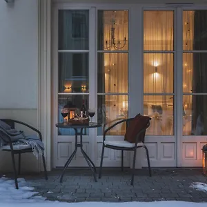 Atrium - Old Town Luxury - By Upstairs Apartamento Cracovia